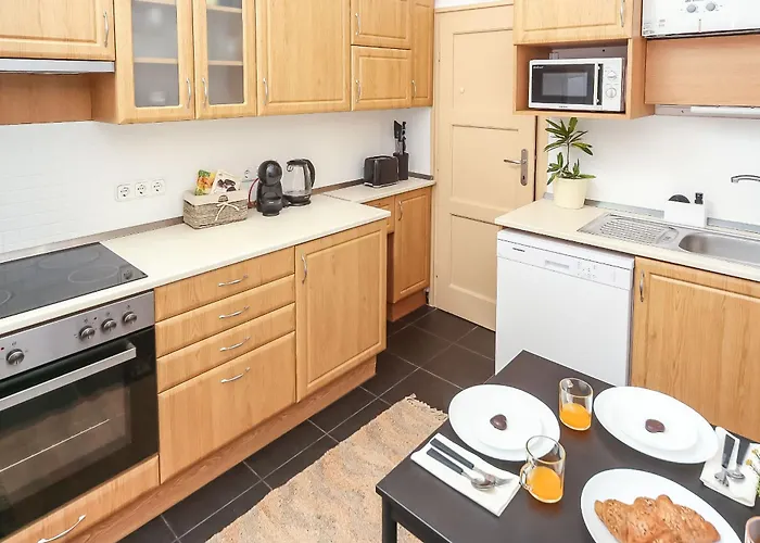 - Easy Sleep - Comfy *